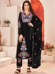 Indian Pakistani Ready to Wear Kurta Pant Set for Cultural Events Traditional Asian Shalwar Kameez Elegance Matching Style Comfortable Fit