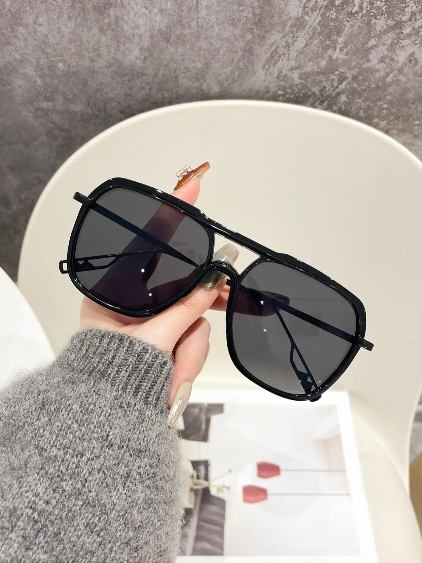 Unisex Lightweight Style Classic Square Frame Glasses, Glassesfor Men, Modern Trendy Casual Durability Glasses for Everyday Use, Fashion Accessories f