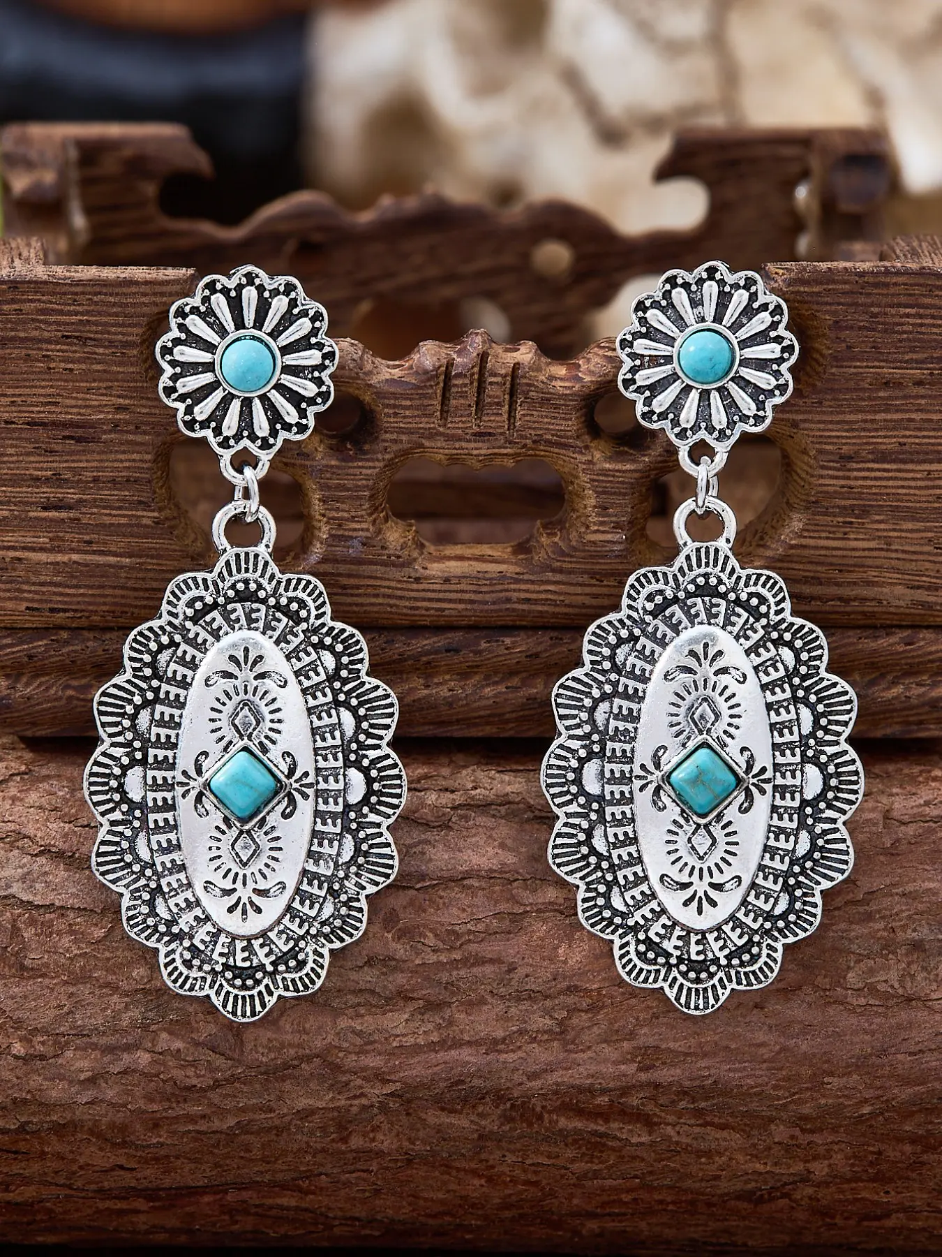 Boho Vintage Turquoise Zinc Alloy Earrings, Oval Long Drop Earrings, Country Music Festival Accessory, Western Girls Must-Have Jewelry, Boho Style, Versatile, All Seasons