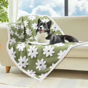 Luciphia Waterproof Pet Blanket for Medium Large Dogs Fluffy Thick Fleece Washable Warm Sherpa Calming Flower Print for Cats Puppy (Green,57x40 inches)