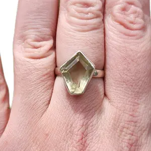Sterling Silver Kite Shaped Lemon Quartz Ring