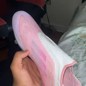 Unisex Soccer Shoes for Youth Students, Long-Stud Design, Sports Footwear for Training and Competition, Durable Comfortable Football Boots