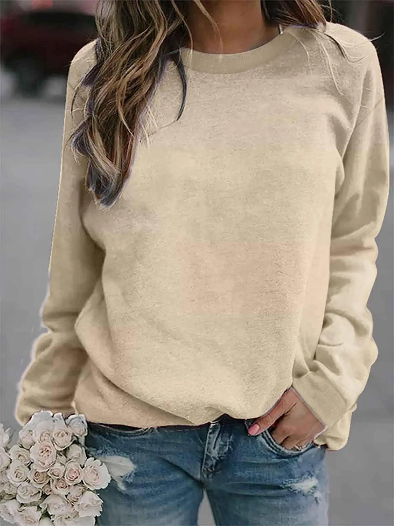 Women's Solid Warm Sweatshirt, Casual Long Sleeve Round Neck Pullover for Fall & Winter, Airport Outfit， Women's Lounge Outfit Clothing for Daily Outd