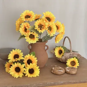 6 single head simulated sunflowers, fake flower decorations, bedroom desk atmosphere decoration, suitable for Mother's Day/wedding/party/best friend/couple decoration, photo props (without baskets or other decorations)