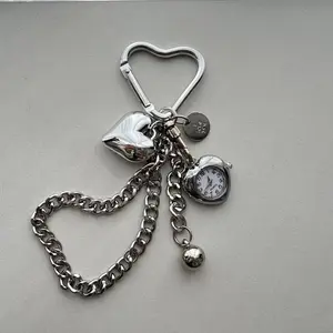 English: Heart Shaped Watch Chain Keychain, Love Clock Pendant Charm, Mobile Phone Lanyard Accessories, Romantic Hanging Ornament for Bags & Phones, Sweet Decor Gift for Couples & Friends