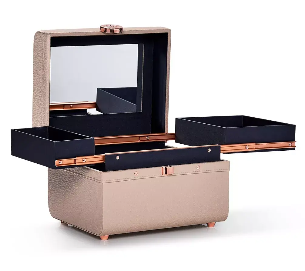 Caboodles Life & Style Versatile Elegant Small Train Makeup Cosmetic Storage Case Caboodles Life & Style Versatile Elegant Small Train Makeup Cosmetic Storage Case