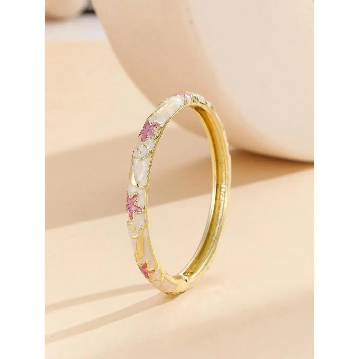 1pc Female Daily Boho-Style Gold-Plated Beige Enamel Cloisonne Bracelet Bangle, Fashion New Costume Jewelry for Women
