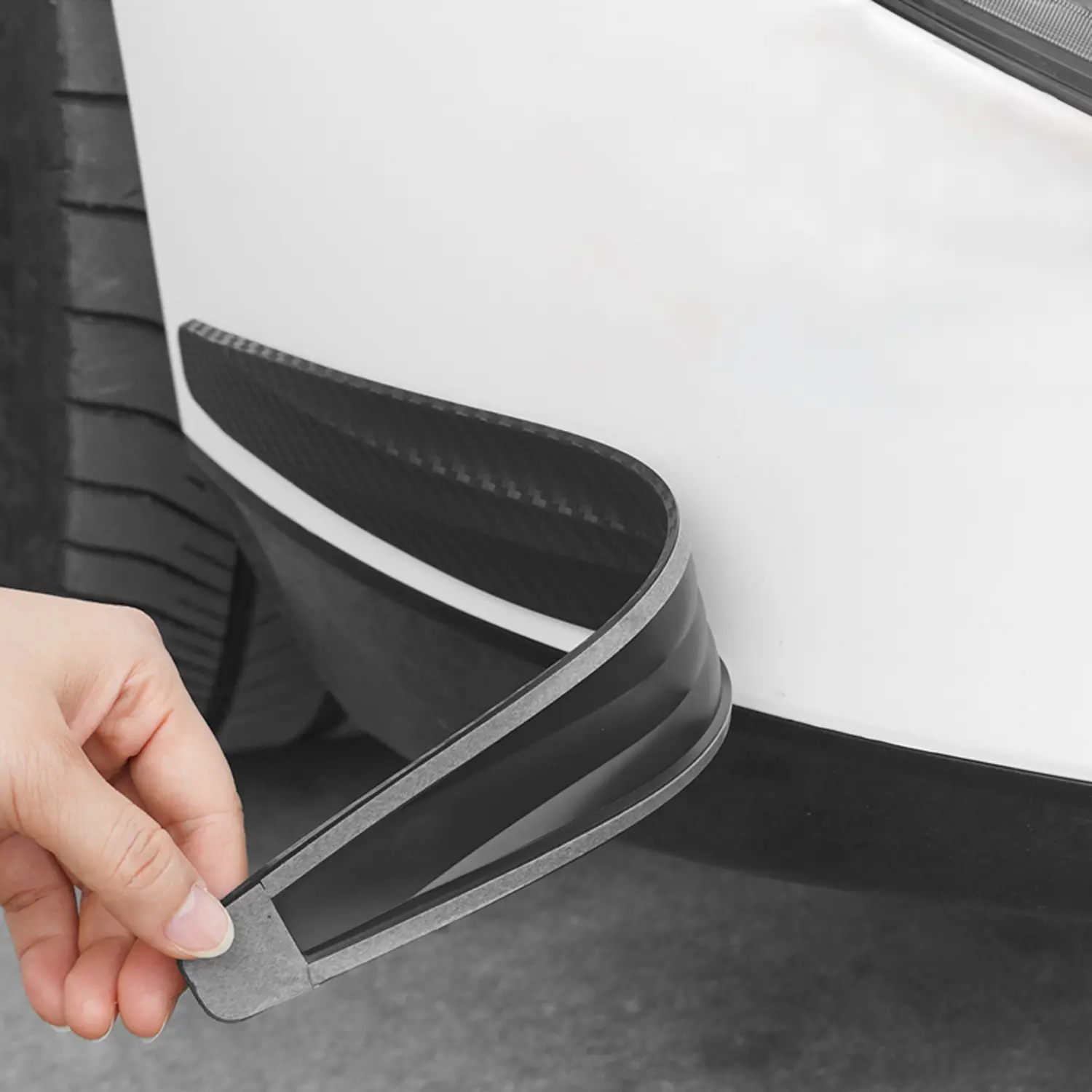 2pcs Carbon Fiber Car Bumper Protector Strips, Front & Rear Scratch Guard Film, Universal Body and Door Collision Protection, Vehicle Car Accessories