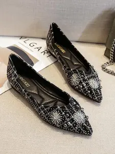 Women's Spring 2026 Ethnic Style Shoes, Soft Sole Low-Cut Wide Fit, Elegant Pointed Toe Flat Shoes for Work Commute Travel
