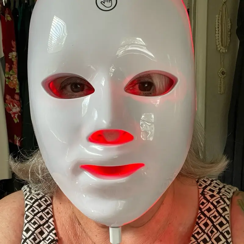 Cotsoco Red Light Therapy Cosmetic Face Mask - Adjustable Travel-Size At-Home Skincare Tool for Moisturizing, Hydrating Skin Care