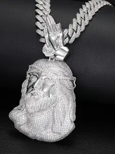 LYEECYEE Fashion Hip-Hop Jewelry Pendant, Portrait Pendant Hip-Hop Trendy Streetwear Necklace for Men, the perfect gift for festivals and parties.