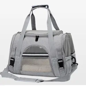 Pet bag, hand-held cat bag, outdoor bag, portable pet carrier, breathable cat outdoor travel car-mounted small dog bag