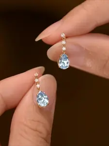 Sweet and Luxurious Blue Water Droplet Synthetic Zircon Pear Shaped Tassel Earrings. Fashionable and Trendy Women's Accessories, Suitable for Daily Wear and Banquets. The Ideal Holiday Gift. Elegant Minimalist Earrings