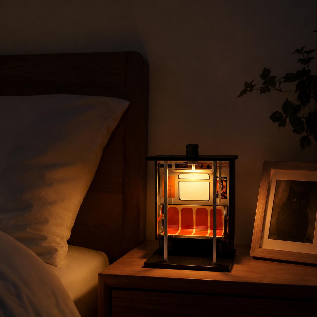 American-style neon night lights for bus stops in New York. Retro bus waiting shelter model desk lamp. Desktop decorative piece lamp.