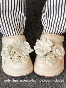 Trendy Pearl Flower DIY Shoe Decoration, Sweet and Cute Hole Shoes Accessory, Style Shoe Face Ornament, Fashionable Footwear Decor