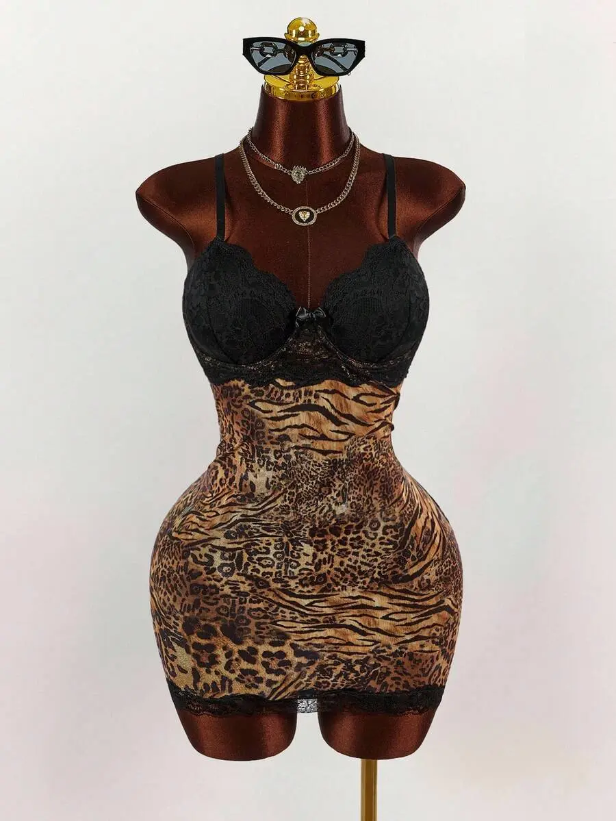 HANNA x Amplova Plus Size Women Lace Cup Detail Tropical Floral Mesh Bodycon Mini Dress Night Club Dress Cheetah Print Dress
