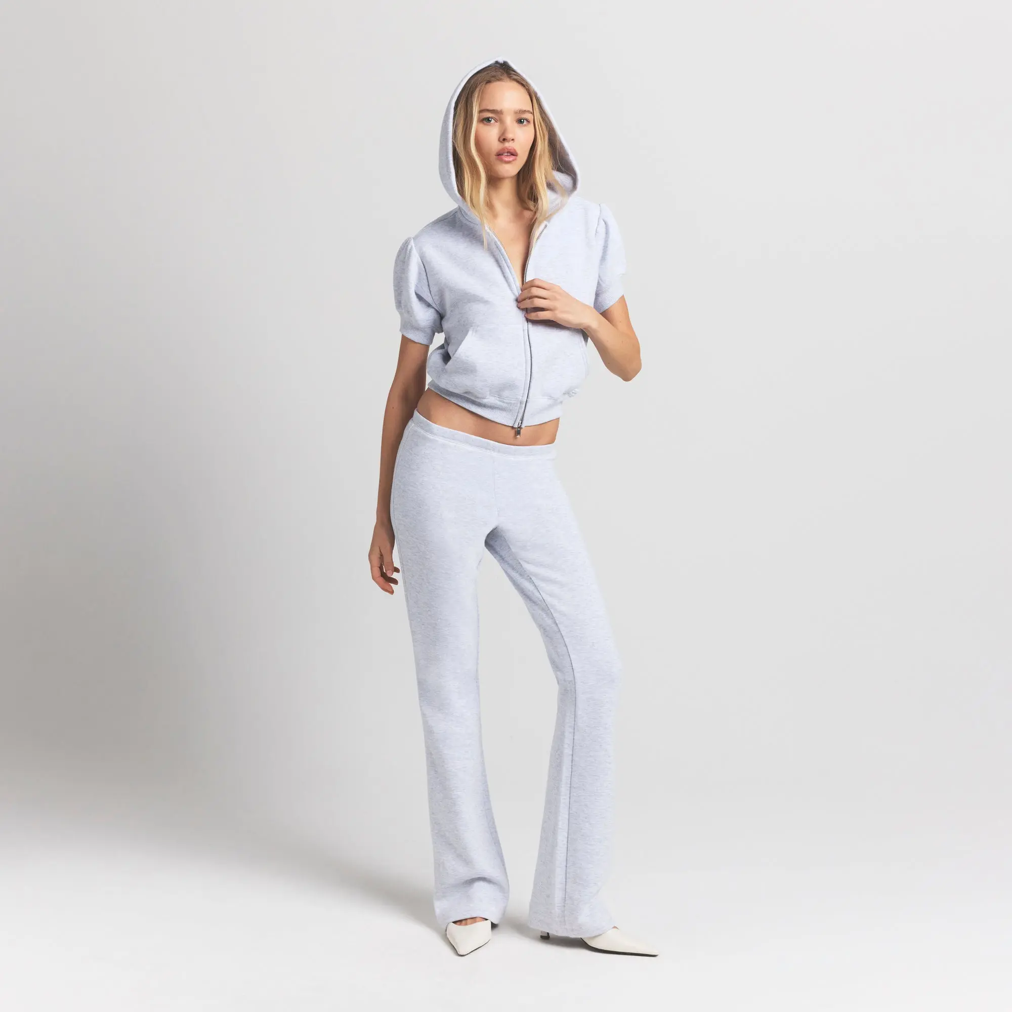 SKIMS COTTON FLEECE BUBBLE SLEEVE CROPPED ZIP UP SKIMS COTTON FLEECE BUBBLE SLEEVE CROPPED ZIP UP