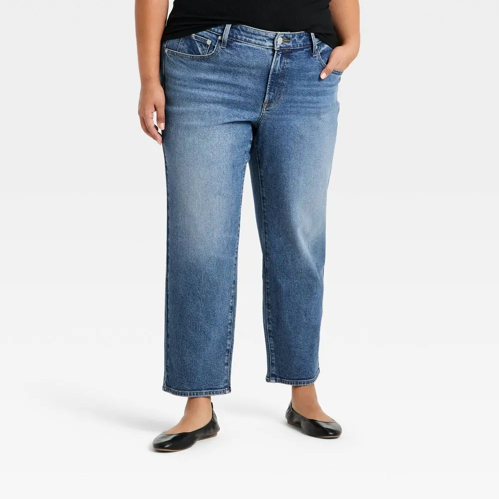 Women's 80's Slim Mid-Rise Ankle Length Pant - Universal Thread Dark Wash 26