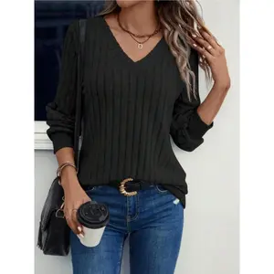 Women’s V-Neck Long-Sleeve Top, Casual Fleece-Lined Pullover, Solid-Color Knitwear for Autumn and Winter, Women’s Fashion Apparel