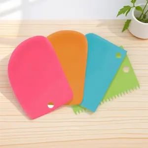 Flexible Fondant Scraper Tool: Heat-Resistant, Non-Stick, Antibacterial Baking Utensil for Cake Decorating, Smoothing, Shaping. Easy Clean, Multi-Use Icing Spatula. Professional Grade, Must-Have for Efficient Bakers.