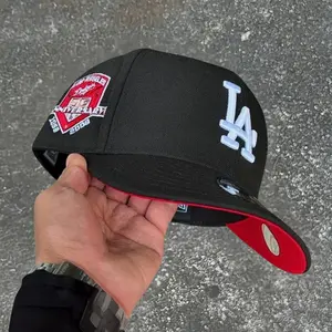 New Era Los Angeles Dodgers Black 9ROTY Cap Red Undervisor, Classic Streetwear Cap, Clean Logo With Red Detail, Gorra De Béisbol