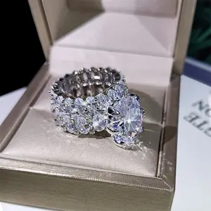 Stylish luxury exquisite zircon women's copper ring