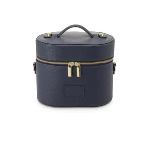 ETOILE COLLECTIVE Oval Toiletry Case in Navy