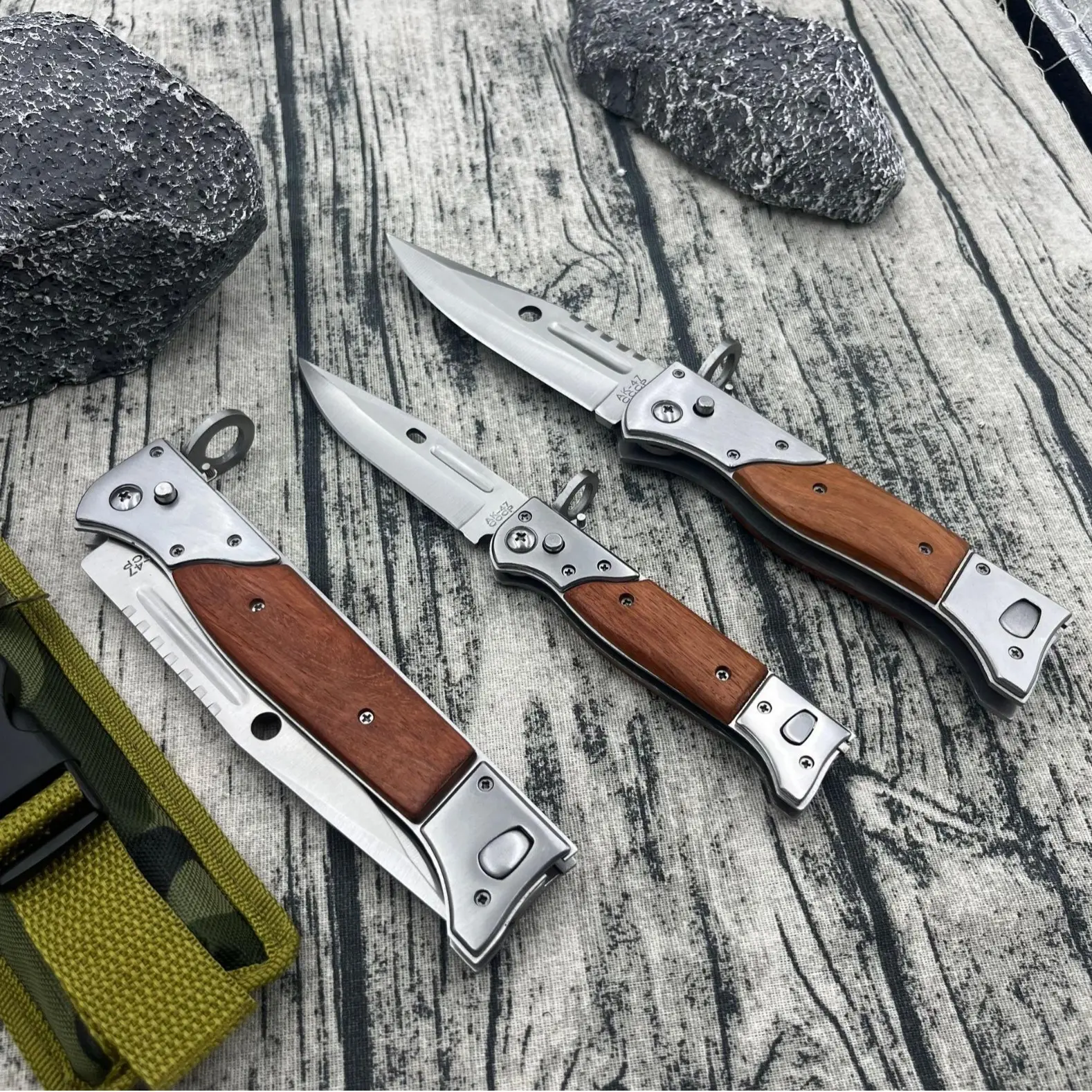 AK47 Wooden Handle Folding Pocket Knife High Hardness Stainless Steel Portable Outdoor Camping Survival Cutting Tool EDC Everyday Carry Utility Knife