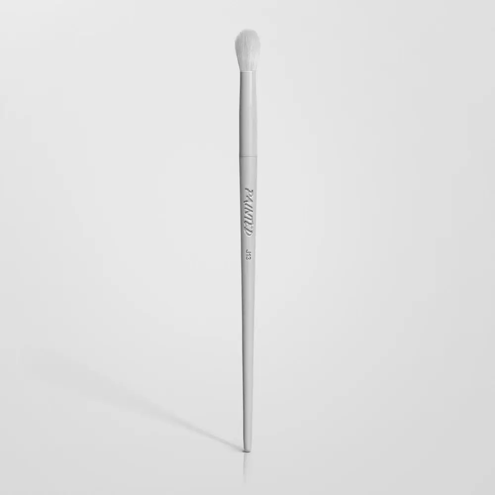 J13 TAPERED BLENDING BRUSH J13 TAPERED BLENDING BRUSH