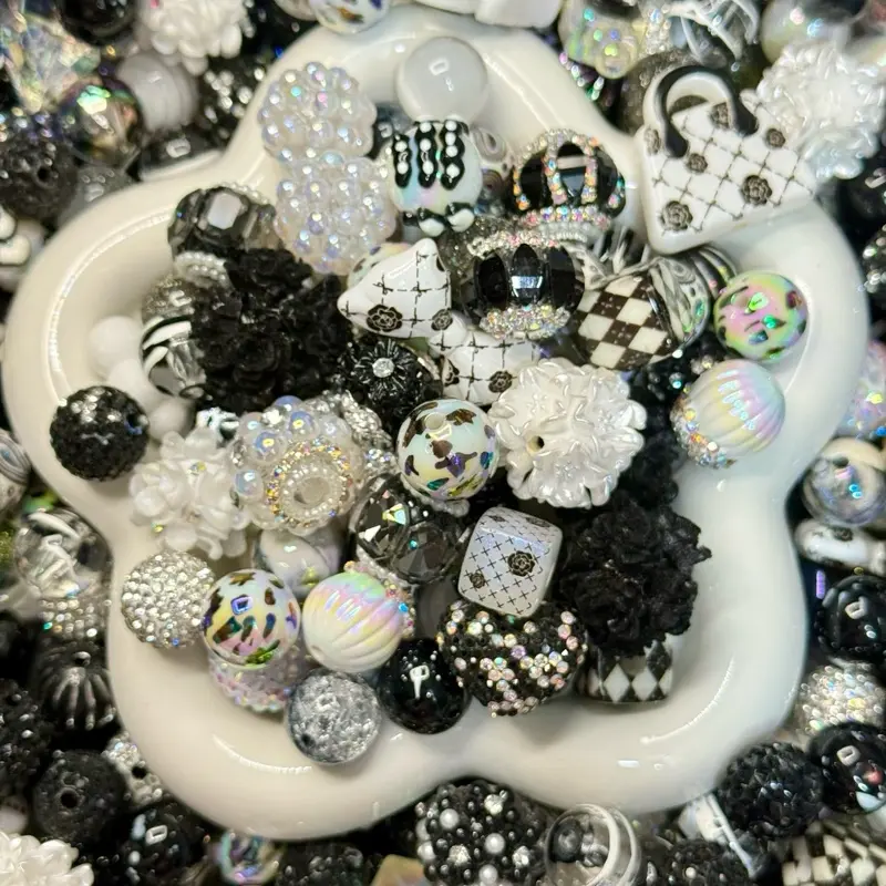 DIY Craft Bead Mix Assorted 300ml for Jewelry Making & Creative Projects Including Flowers & Fancy Beads Perfect for Enthusiasts