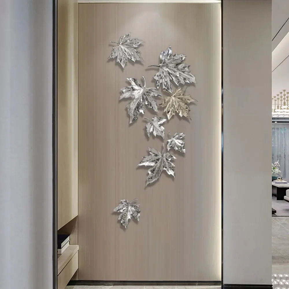 Homary 8-Piece Lightweight Modern 3D Resin Maple Metallic Gold & Silver Reflective Leaf Shapes Wall Decor, Floral Aesthetic Creative Artistic Indoor Decoration, Durable Hanging Decor for Living Room, Bedroom, Aesthetic Design, Creative Wall Art