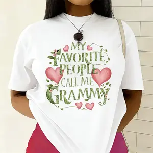 My Favorite People Call Me Grammy T-Shirt, Floral Heart Graphic Tee, Gift for Grandmothers