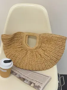 French Retro Woven Clutch Bag, Unique Grass Woven Moon Bag, Stylish Beach Tote for Vacation, Chic Handheld Purse for Women