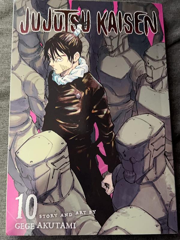 Gege Akutami Jujutsu Kaisen Vol 10 Paperback Edition Story and Art by Gege Akutami Volume 10 Comic Book Number 61