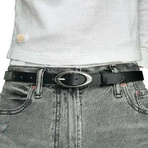 Black Skinny Belt with Silver Oval Buckle Y2K Minimalist Waist Belt