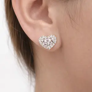 A72. Glittery Earrings Exquisite Gold Plated Heart-Shaped Studs Colores Disponible