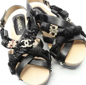 Pre-owned CHANEL Coco mark Sandals Leather Black Pearl Wood sole