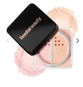 HUDA BEAUTY Easy Bake Blurring Loose Baking & Setting Powder, Cherry Peach Shade - Inspired by Cherry Blossom Cake