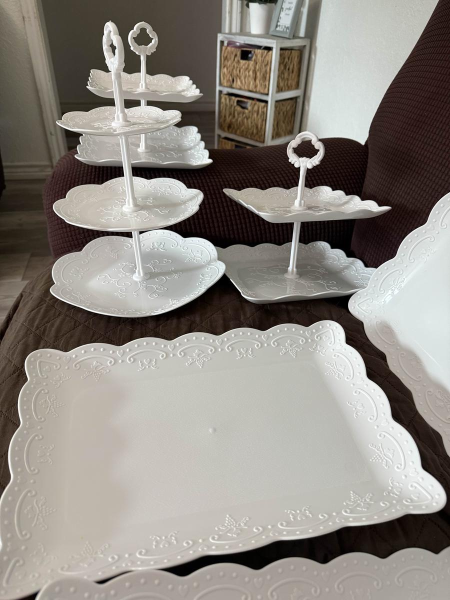 Item: 6Pcs Cupcake Stand White Plastic Cake Stand Desser