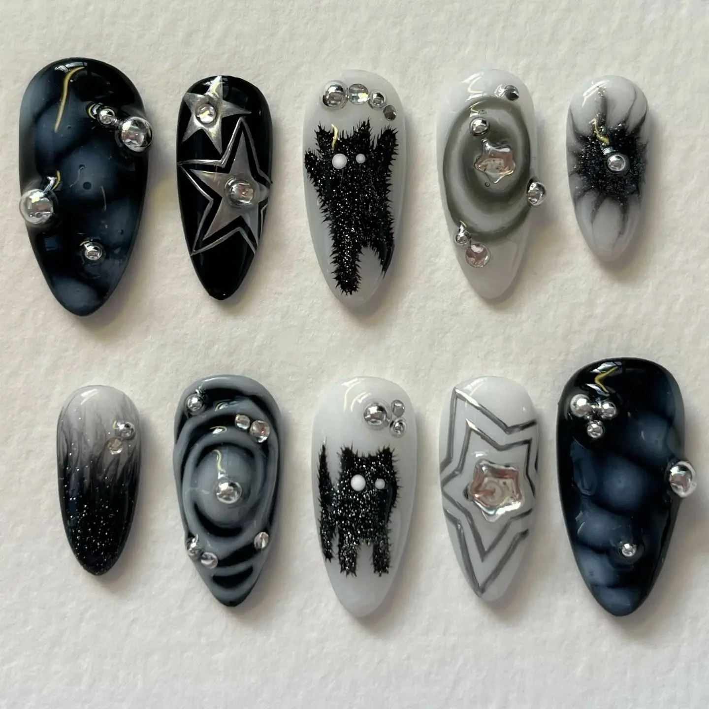 Chic Nail Studio Ghostcore Stars Press-On Nails, B&W Goth Aesthetic, Sparkles & Cartoon Ghosts, Alt Girl, Trendy 3D Press-Ons, Halloween Inspired