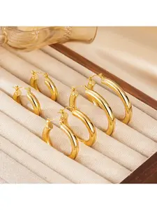 Bestselling minimalist and personalized titanium steel hoop earrings for both men and women, 4mm hollow gold-plated shiny earrings