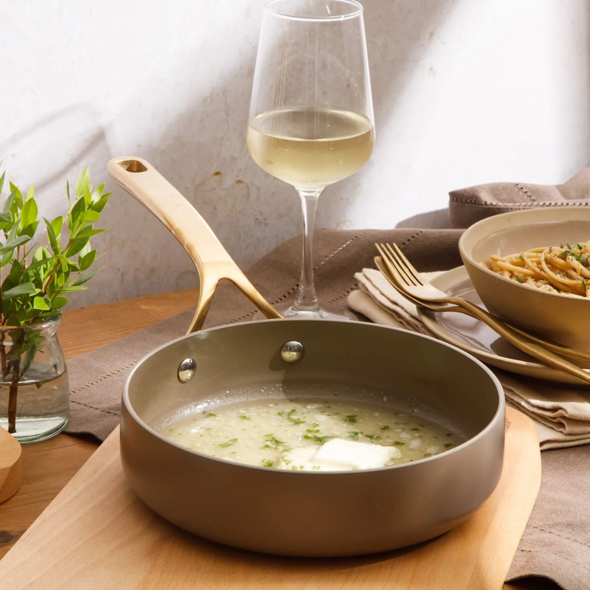 8 Inch Sauté Pan - PFAS-Free Ceramic Nonstick Aluminum - Cappuccino Cream with Gold Handle