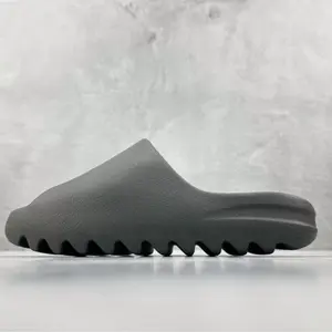 Cloud Foam Platform Slides – Lightweight Non-Slip Comfort Clogs for Indoor & Outdoor Wear (Unisex)