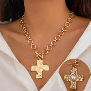 Chunky Cross Necklace for Women Statement Cross Pendant Necklace Layered Hammered Bold Cross Necklace Vintage Toggle Clasp Necklace Jewelry