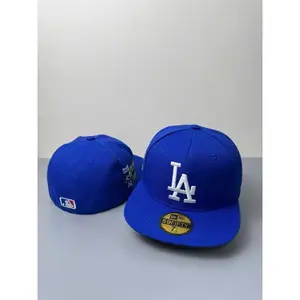 New Era Los Angeles Dodgers MLB 9FORTY Cap Flat Brim Hat with LA Logo Embroidery, MLB Streetwear Style Adjustable Fit Metal Buckle Closure All Seasons Wear United States Design