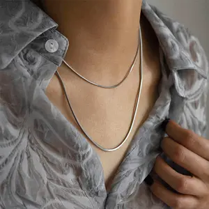 Elegant Silver Snake Chain Necklace Classic Design Titanium Steel Square Men's and Women's Fashion Collarbone Chain Round Smooth Festival Gift