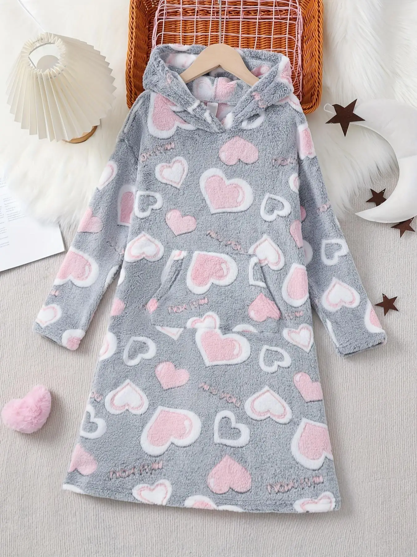 Girls' Heart Print Fleece Lined Hoodie, Warm Thickened Comfortable Pullover with Large Pockets, Cozy Autumn Winter Top for Women