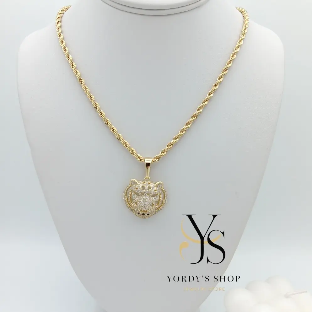 Yordy Torsal chain with Panther pendant, unisex, 14k gold plating, high quality.