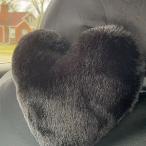 Heart Shaped Headrest Pillow, 1 Count Soft & Comfortable Car Neck Pillow, Plush Neck Pillow, Car Interior Accessories for Women & Girls, Car Accessory