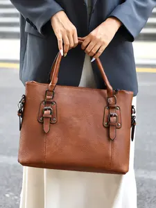 Retro brown shoulder handbag, metal buckle shoulder messenger bag, daily commuting workplace all-match fashion bag,  simple classic temperament handbag, niche suitable for daily travel, shopping, etc. Travel Essentials